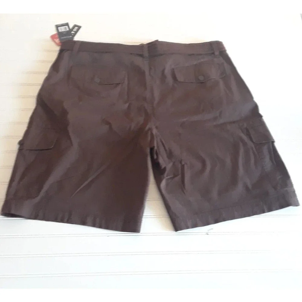 NWT RocaWear Mens Brown Cargo Shorts-Belted-Size 48B-98% Cotton 2% Spandex - Picture 2 of 11